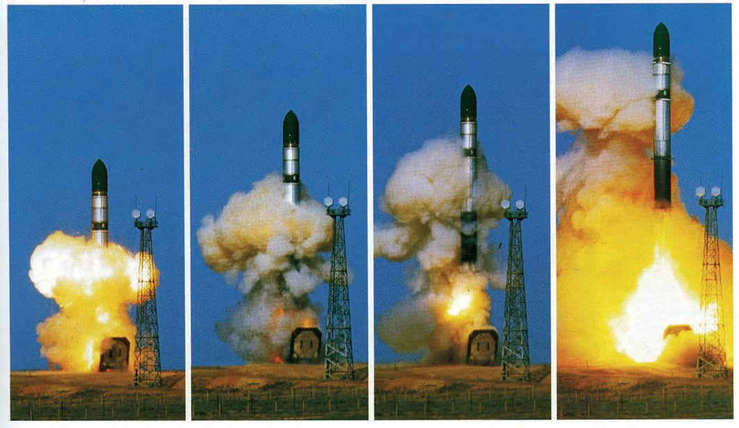 Старт ракеты Р-36М из ШПУ